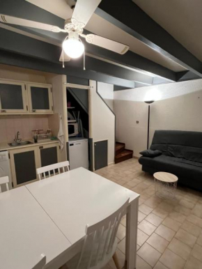 Maison T2 + cabine dans résidence avec piscine